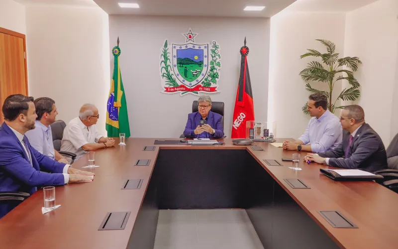 Cícero assina termo de cessão da Estação das Artes instalação de Centro de Computação Quântica Cícero assina termo de cessão da Estação das Artes instalação de Centro de Computação Quântica