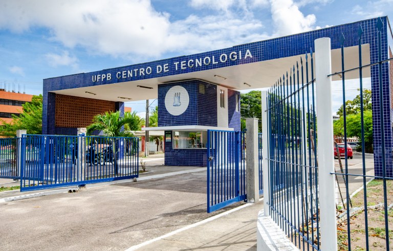 UFPB sofre corte no orçamento de R$ 14,3 milhões do Governo Federal UFPB sofre corte no orçamento de R$ 14,3 milhões do Governo Federal