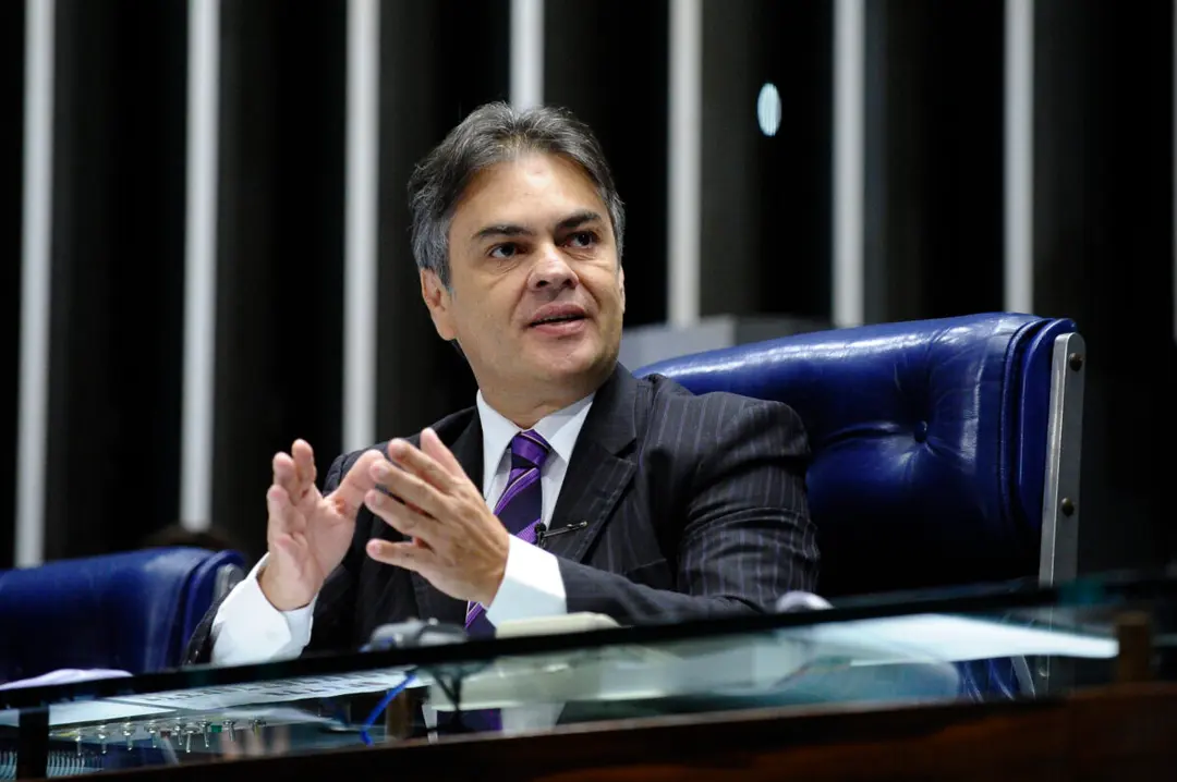 Alexandre de Moraes nega recurso que buscava obrigar Cássio Cunha Lima a devolver salário Alexandre de Moraes nega recurso que buscava obrigar Cássio Cunha Lima a devolver salário