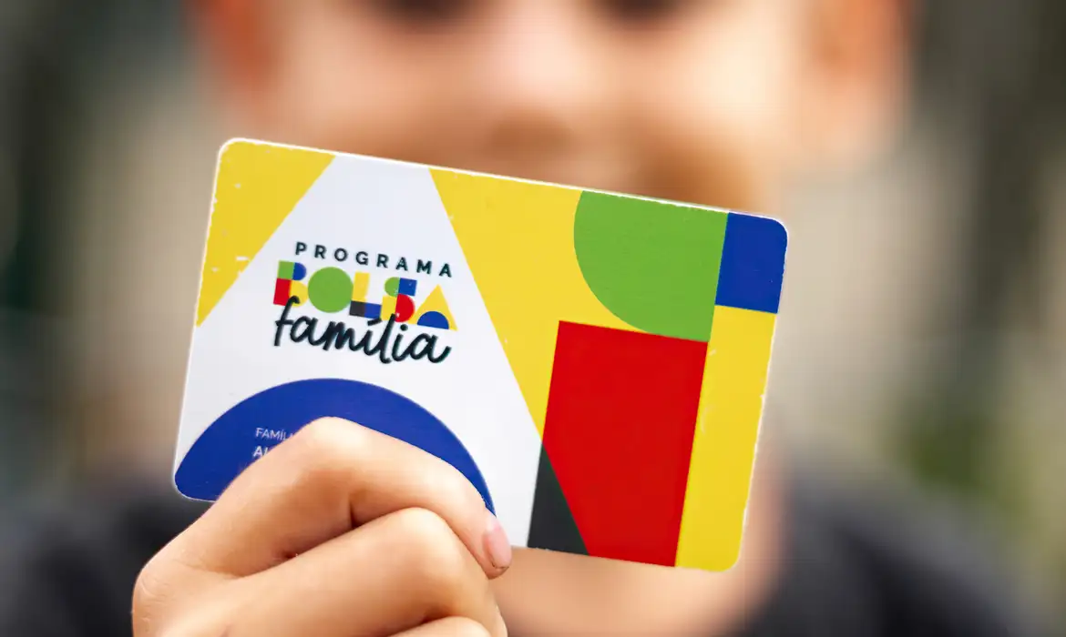 Caixa paga Bolsa Família a beneficiários com NIS de final 2 Caixa paga Bolsa Família a beneficiários com NIS de final 2