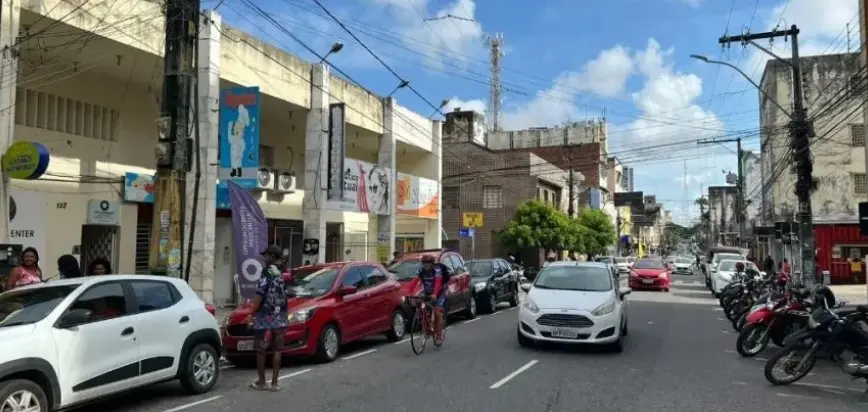 Folia de Rua 2026 começa hoje e altera trânsito e circulação de ônibus no Centro Folia de Rua 2026 começa hoje e altera trânsito e circulação de ônibus no Centro