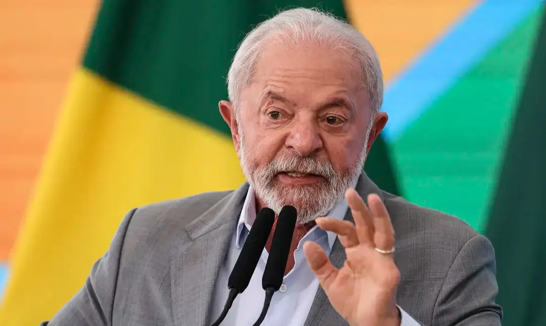 Escala 6X1: Lula envia ao Congresso projeto de lei para redução da jornada de trabalho