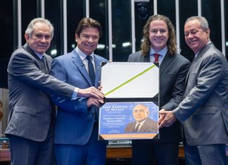 Presidente da FIEPB e da Associação Nordeste Forte recebe o Diploma José Ermírio de Moraes