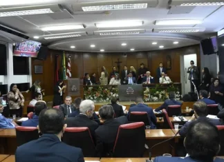 Câmara aprova requerimento que pede explicações do Estado e da Cagepa por colapso no abastecimento e abandono de famílias
