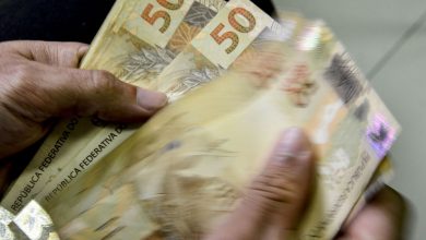 Servidores do Estado recebem salário esta semana; veja datas