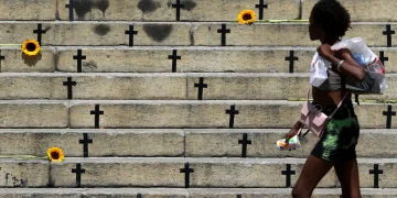 Mortes violentas caem 8,2% no país em 2025; feminicídios aumentam 4%