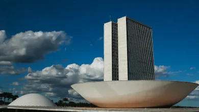 Congresso vota nesta semana fim da escala 6×1 e “taxa das blusinhas”
