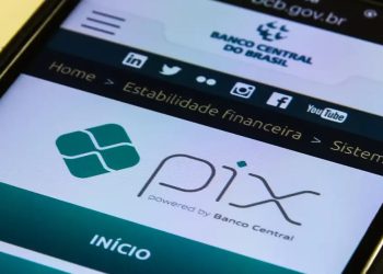 Banco Central muda regra e permite uso do Pix Automático em contas-salário