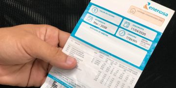 Energia fica mais barata em outubro com bandeira verde na conta de luz Energia fica mais barata em outubro com bandeira verde na conta de luz