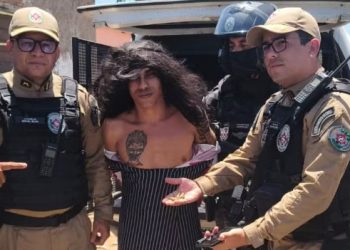 Criminoso é preso ao tentar fugir vestido de mulher na Paraíba