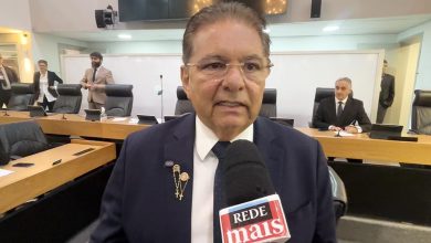 Criminosos invadem casa de Adriano Galdino e assaltam deputado