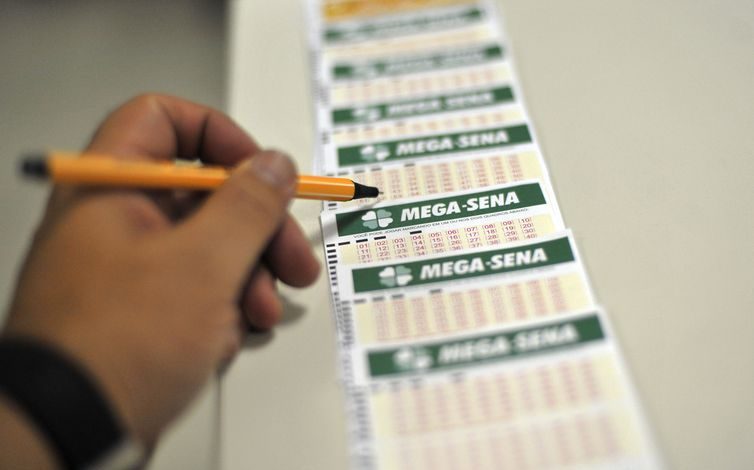 Vinte e uma apostas da Paraíba acertam quadra da Mega-Sena