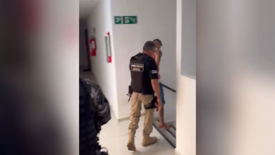 Subsíndica é presa suspeita de integrar grupo acusado de assaltos a lojas e casas em João Pessoa
