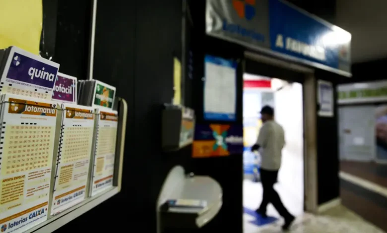 Mega-Sena sorteia prêmio de R$ 52 milhões nesta terça-feira Mega-Sena sorteia prêmio de R$ 52 milhões nesta terça-feira