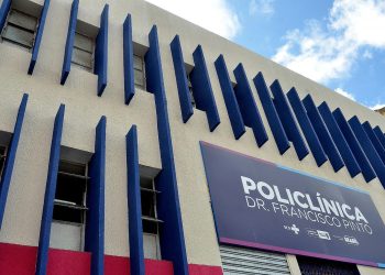 Policlínica Francisco Pinto altera temporariamente horário de atendimentos após ser alvo de mais um arrombamento e furto Policlínica Francisco Pinto altera temporariamente horário de atendimentos após ser alvo de mais um arrombamento e furto