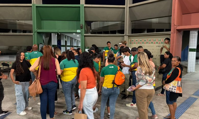 Estudantes da EJA de Campina Grande conhecem oportunidades de formação técnica no IFPB Estudantes da EJA de Campina Grande conhecem oportunidades de formação técnica no IFPB