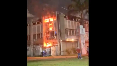 PF vai investigar incêndio na Universidade Federal de Pernambuco PF vai investigar incêndio na Universidade Federal de Pernambuco